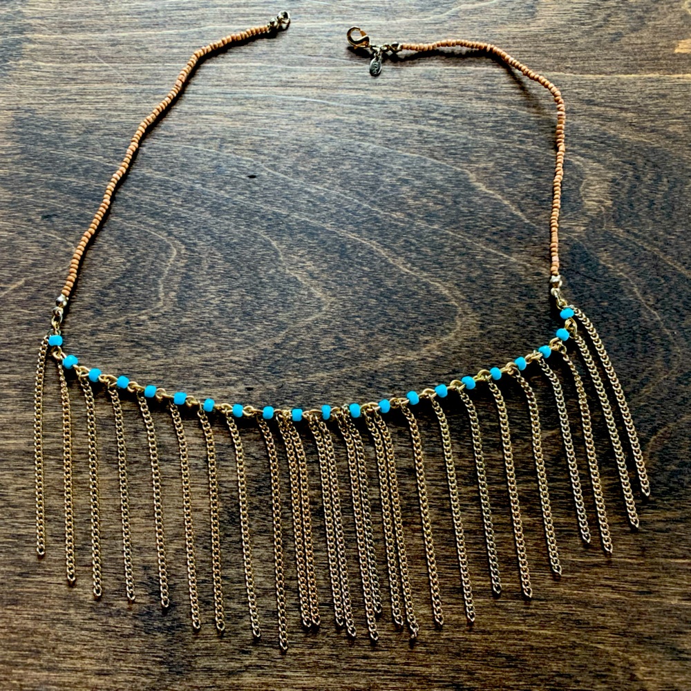Dangle beaded and gold necklace